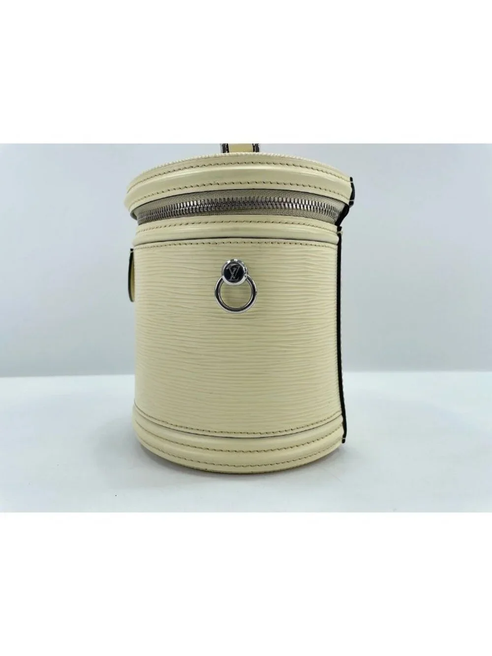 Louis Vuitton Handbag Cannes